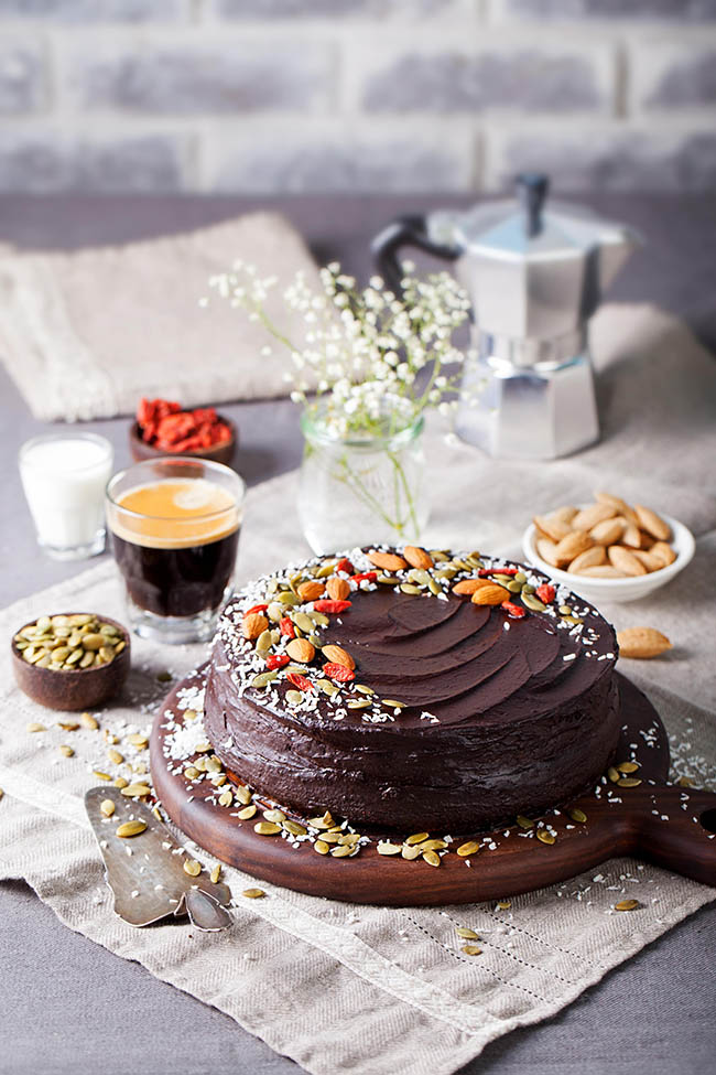 Τούρτα σοκολατίνα με ξηρούς καρπούς